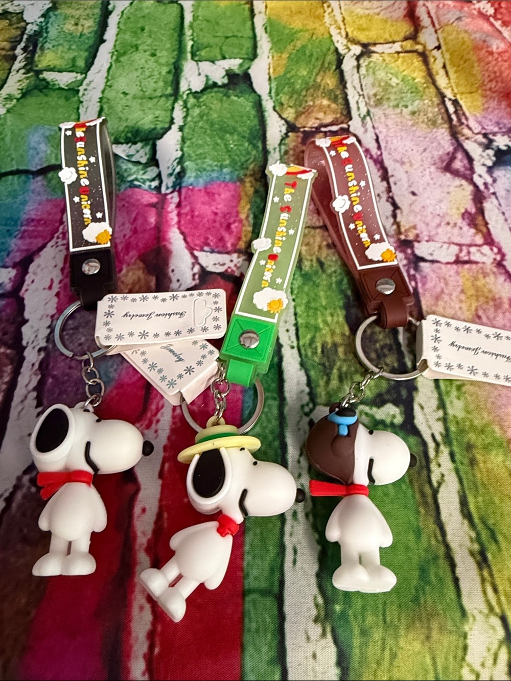 Fashion Jewelry Snoopy Key & Card Holders with Green, Brown, Black Straps